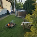 Villa Baza Jacuzzi *