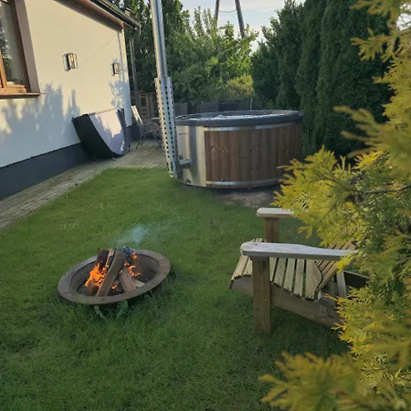 Βίλα Baza Jacuzzi *